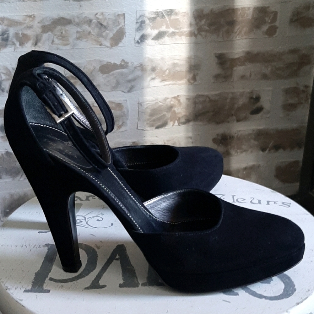 Prada Platform/Heels - Picture 5 of 7
